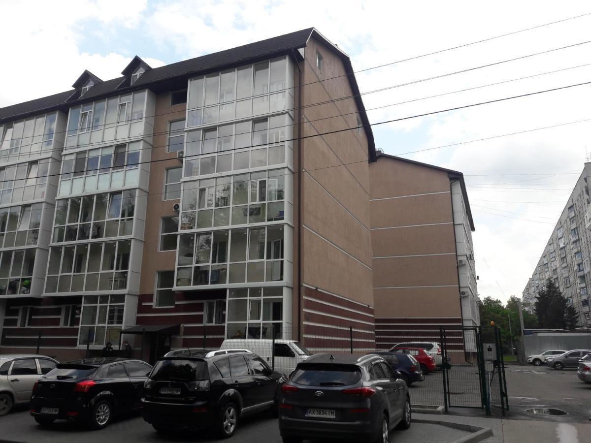 Apartments near Metalist Stadium Charkiw Exterior foto